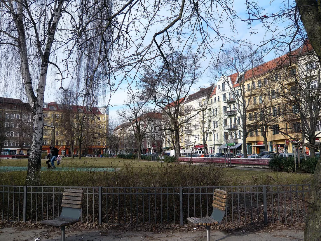 Annemirl-Bauer-Platz