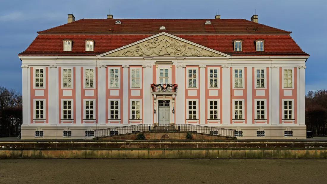 Schloss Friedrichsfelde