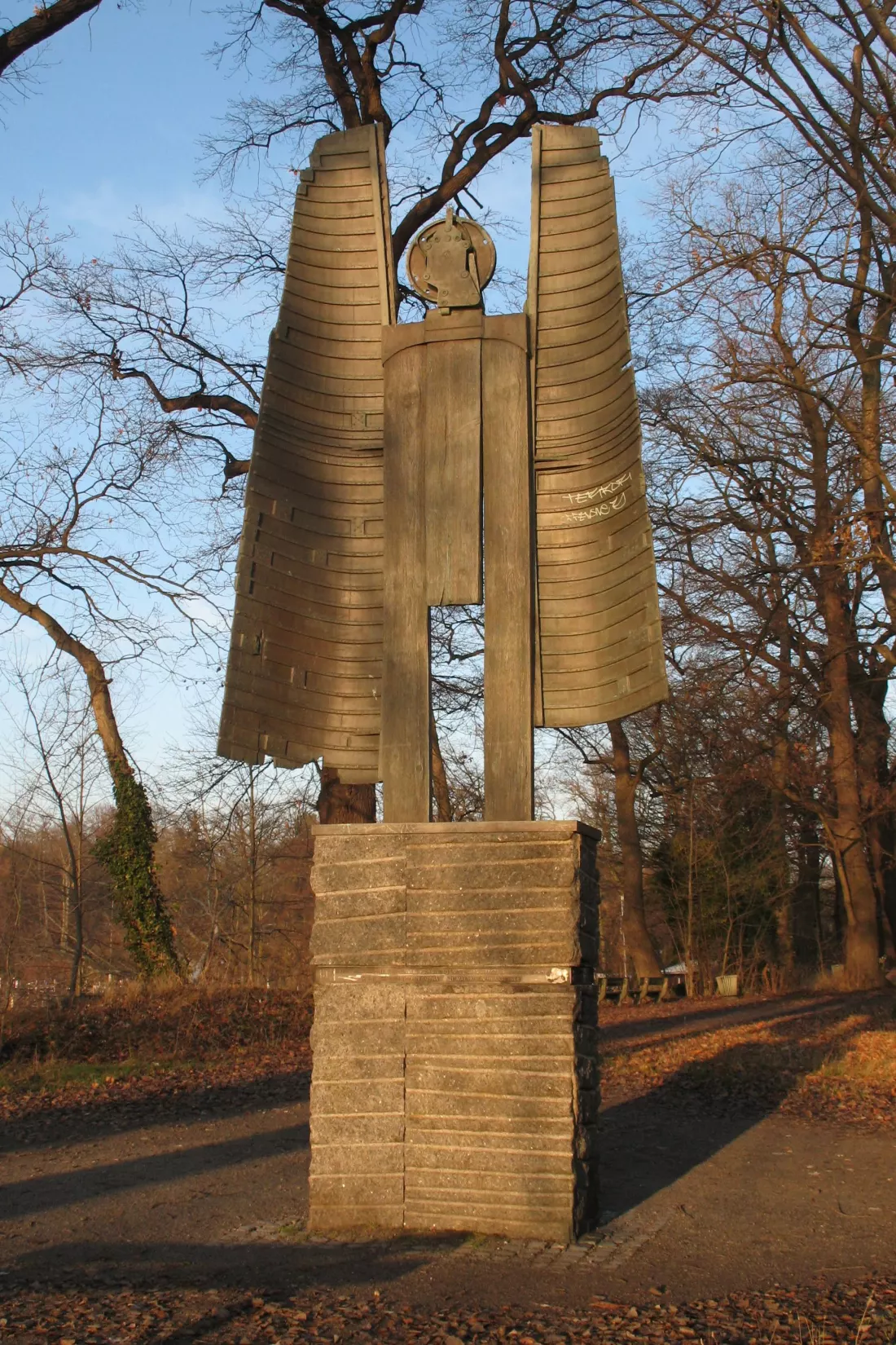Der archaische Erzengel von Heiligensee