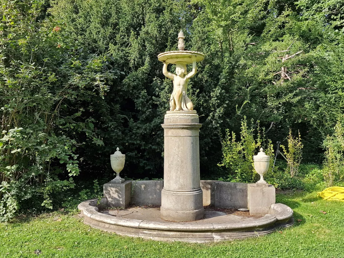 Knabenbrunnen