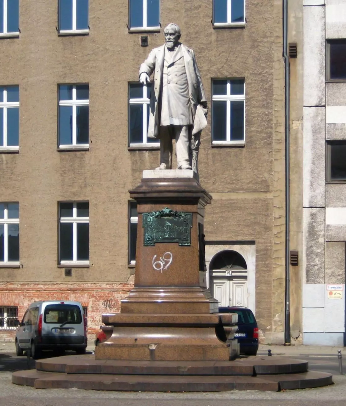 Hermann Schulze-Delitzsch Denkmal